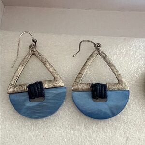 Fashion Jewelry Silvertone/Blue Earrings